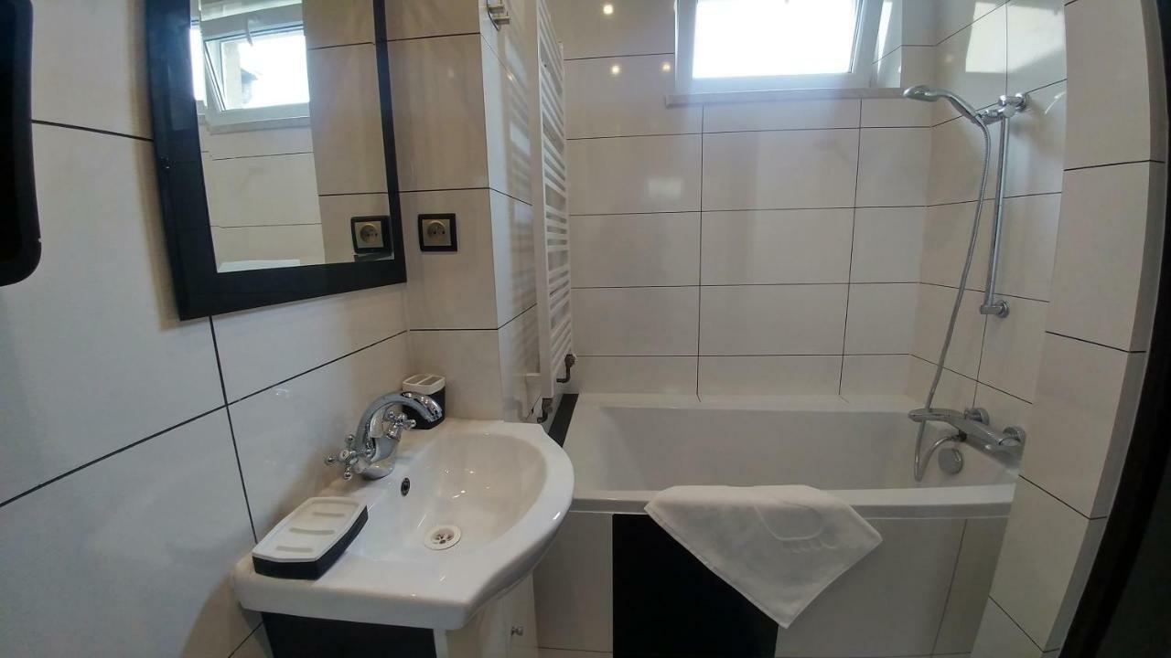 Apartamenty Korona Κρόσνο Εξωτερικό φωτογραφία